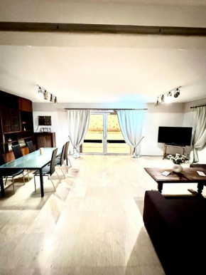 Alimos cozy home